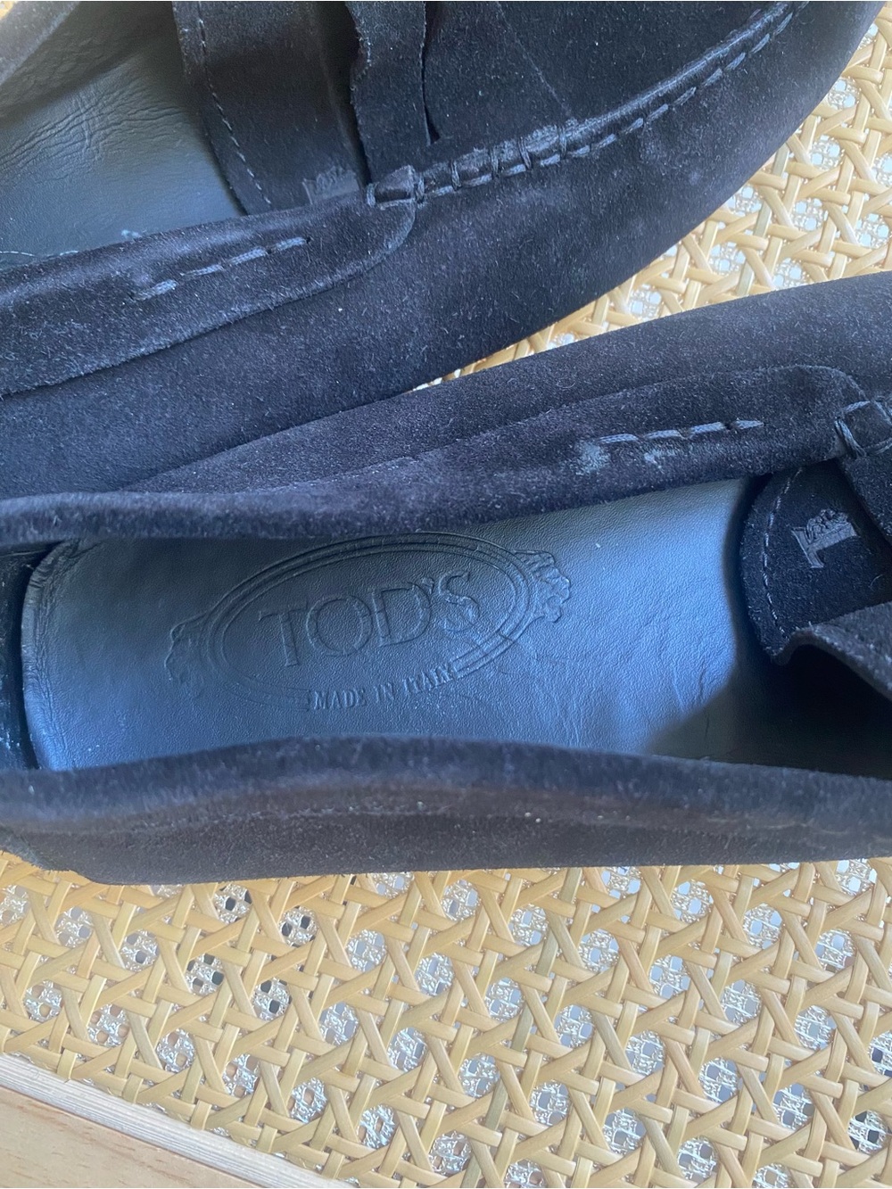 Tods black Gommino driving shoes in suede. - Picture 8 of 9
